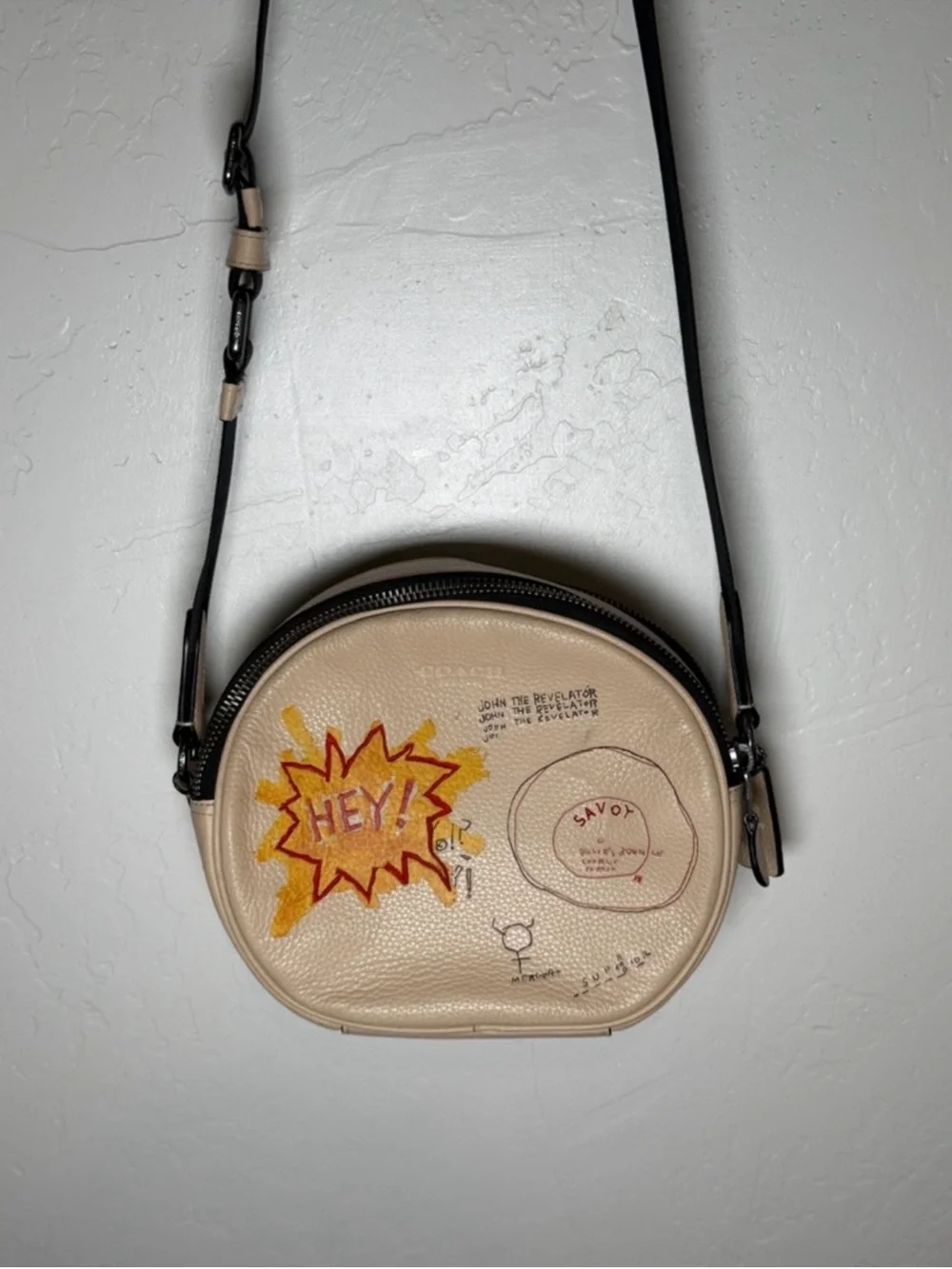 Coach refined pebble